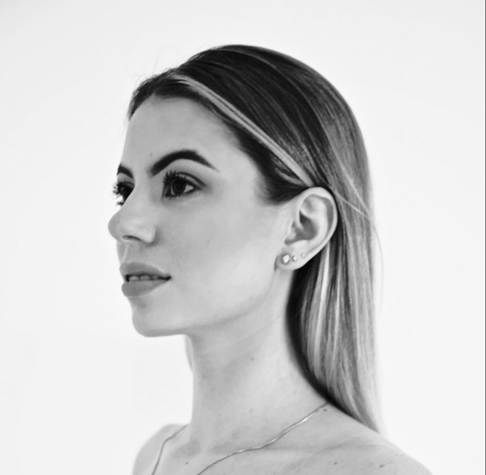 Anna Novichkina Official Website